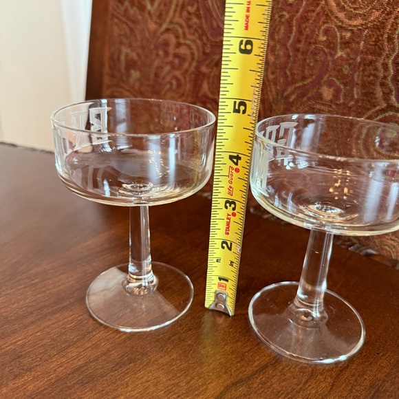 Bride and Groom Clear Glass Champagne Coupes - Picture 7 of 10